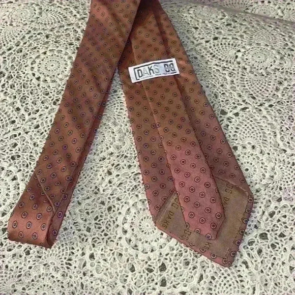 DAKS all silk tie - Picture 3 of 5